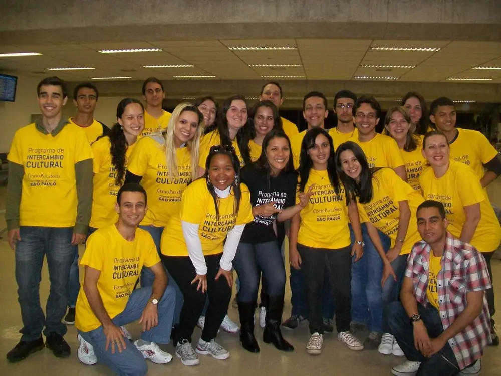 Grupo de bolsistas do Centro Paula Souza no intercâmbio